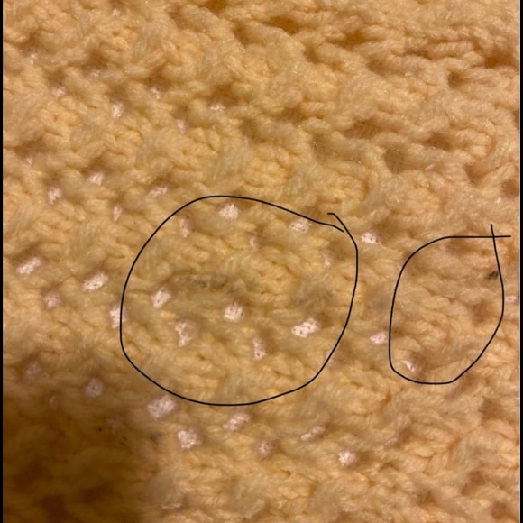 Very large cream coloured handmade throw - Picture 8 of 8